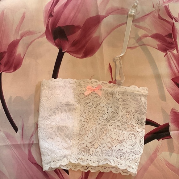 Lace Garter Cell Phone Holder - Picture 6 of 8